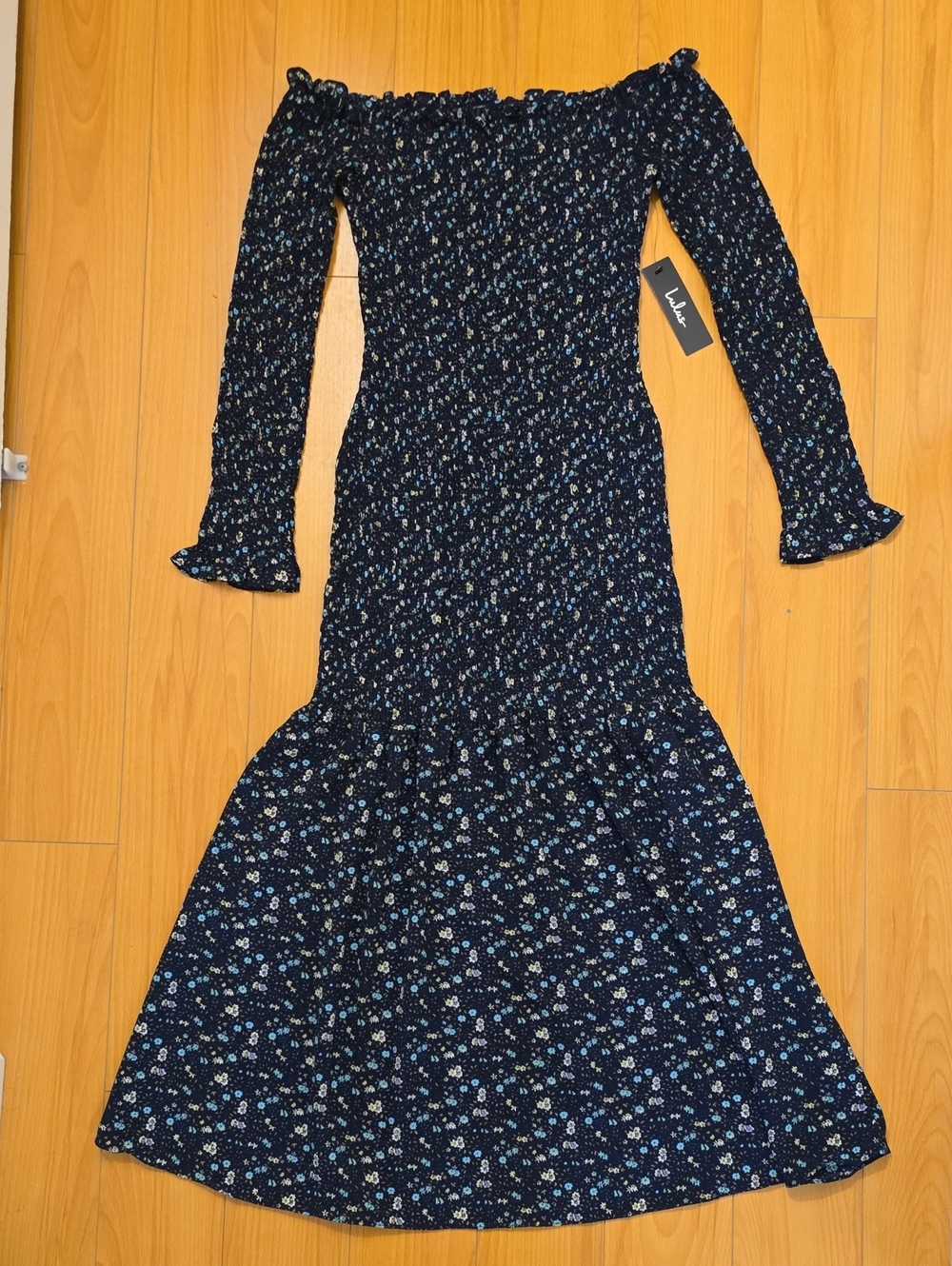 Lulu's Navy Blue Floral Smocked Off-Shoulder Long Sleeve Maxi Dress Size Small